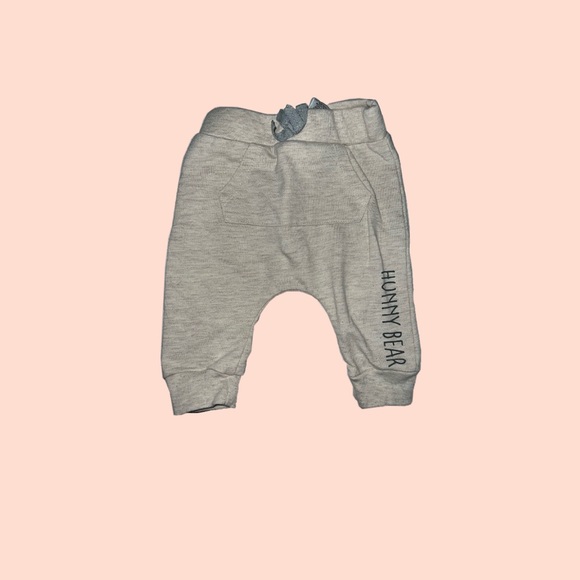 Disney Winnie the Pooh matching sweater/sweatpants set - Picture 2 of 4